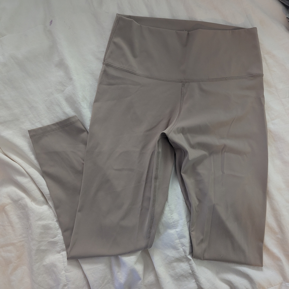 Everlane Taupe Performance Leggings